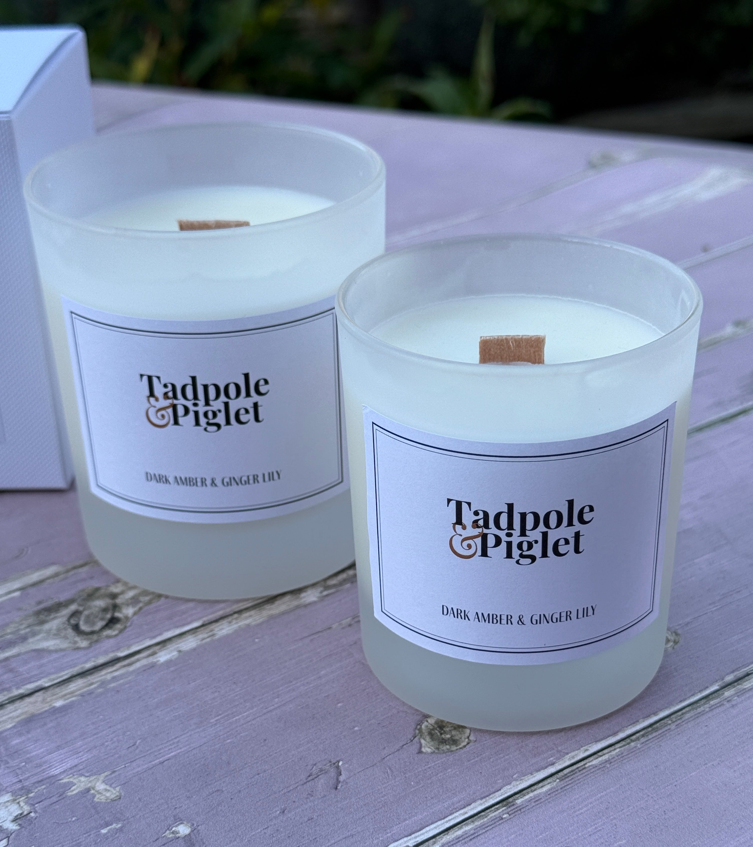 Dark Amber & Ginger Lily Scented Candle