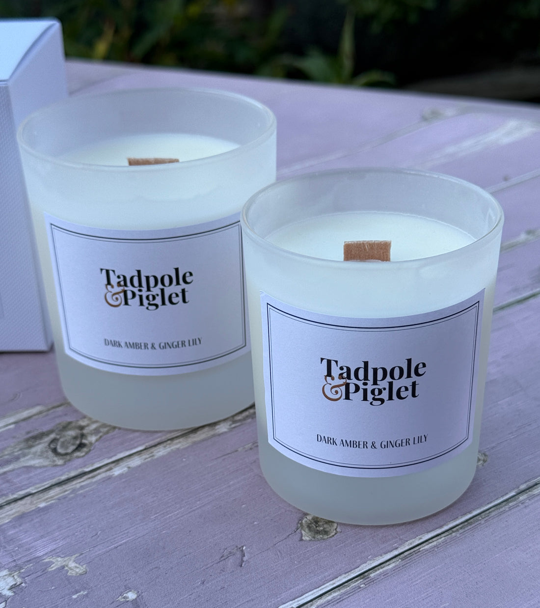 Dark Amber &amp; Ginger Lily Scented Candle