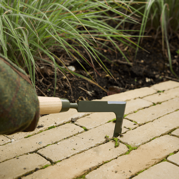 Burgon & Ball BoronGreen Block Paving Knife (RHS Endorsed)